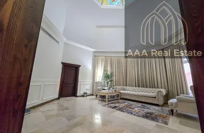 Villa - 6 Bedrooms for rent in Al Barsha South 1 - Al Barsha South - Al Barsha - Dubai