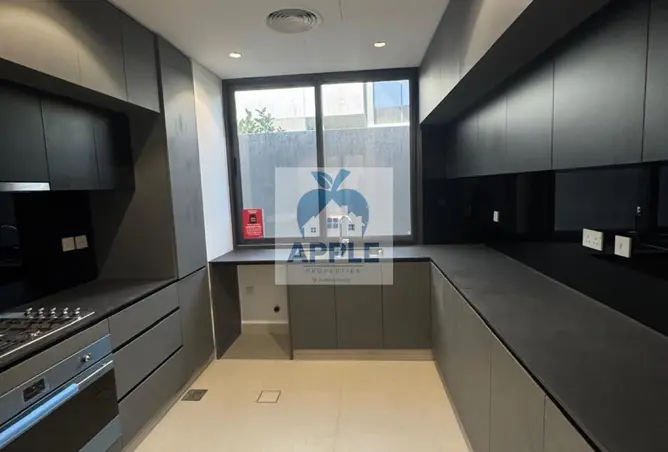 87026600 - Property Image 2