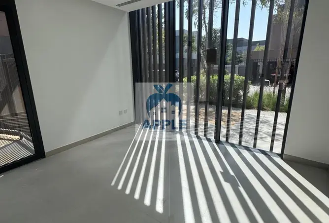 87026600 - Property Image 3