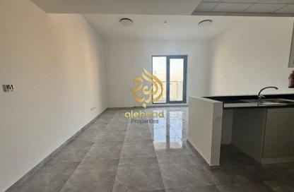Apartment - 1 Bedroom - 2 Bathrooms for rent in Marah Building - International City Phase 2 - Al Warsan 4 - Al Warsan - Dubai