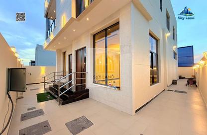 Villa - 5 Bedrooms - 7 Bathrooms for sale in Al Yasmeen 1 - Al Yasmeen - Ajman