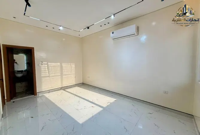 145970713 - Property Image 3