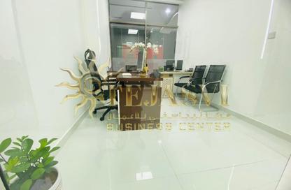 Office Space - Studio - 1 Bathroom for rent in Red Avenue - Al Garhoud - Dubai