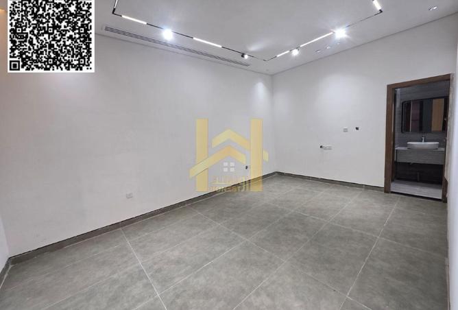 80250025 - Property Image 3