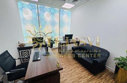 Office Space - Studio - 1 Bathroom for rent in Al Fajer Complex - Oud Metha - Bur Dubai - Dubai