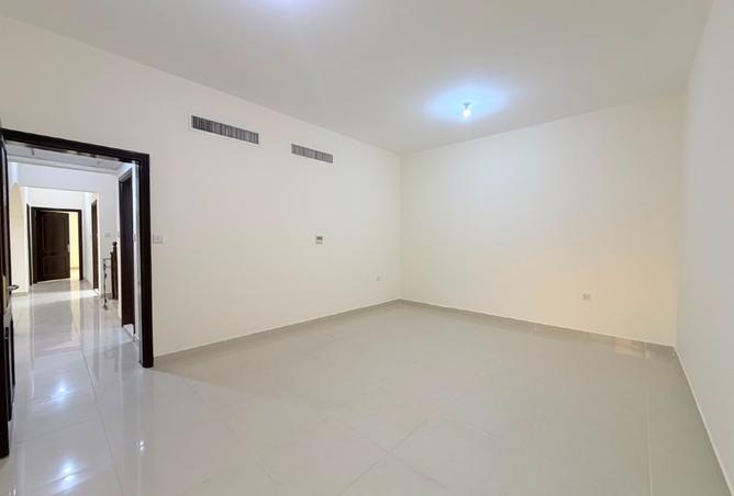 122448742 - Property Image 3