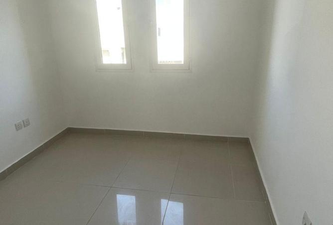 70689417 - صورة العقار 3