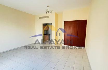 Apartment - Studio - 1 for rent in Building T05 - Spain Cluster - International City - Dubai