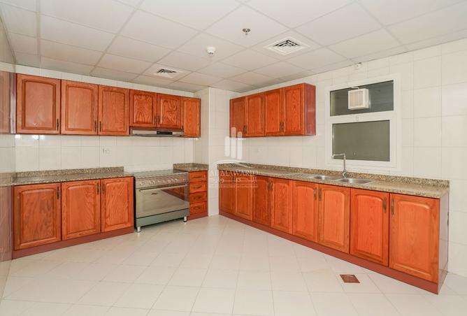 135158399 - Property Image 3