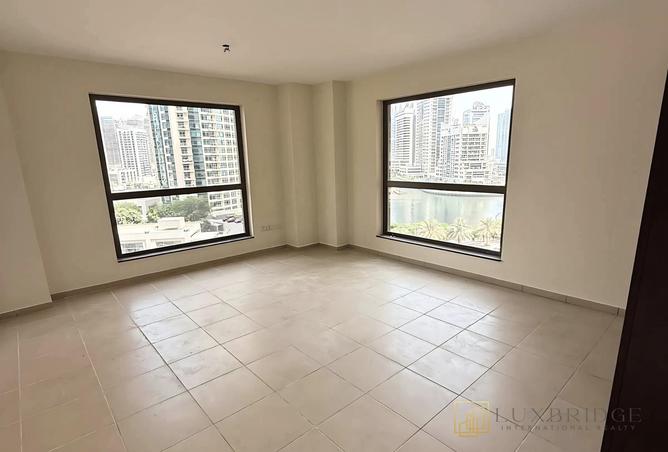 76962236 - Property Image 2