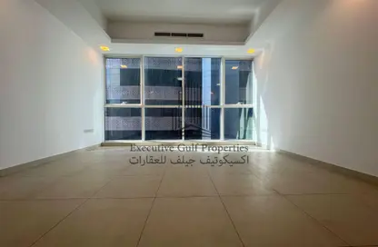 شقة - 2 غرف نوم - 2 حمامات للايجار في شارع حمدان - أبوظبي