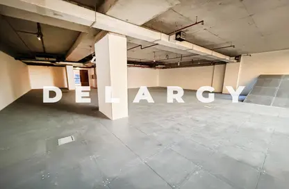 مكتب - استوديو - 1 حمام للايجار في عود ميثاء - بر دبي - دبي