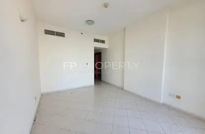 شقة - غرفة نوم - 2 حمامات للبيع في تفريعة القنال 2 - أبراج الجولف - مدينة دبي الرياضية - دبي