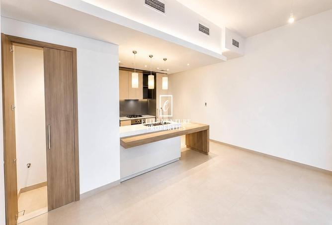 106860410 - Property Image 2