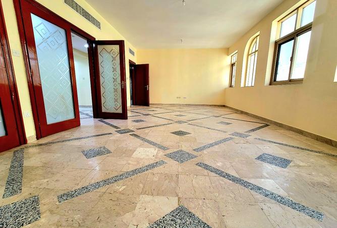 3 BR Apartment with 1800 Sqft in Abu Dhabi