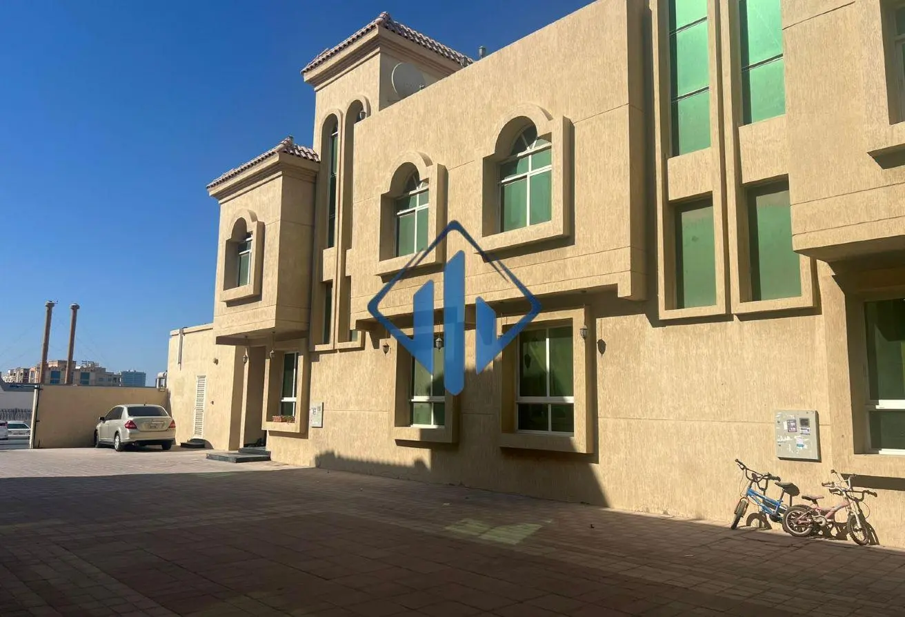 129768988 - Property Main Image