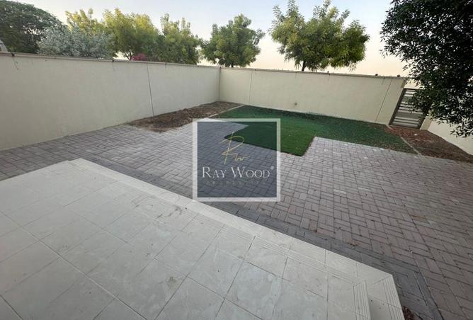 88732935 - Property Image 2