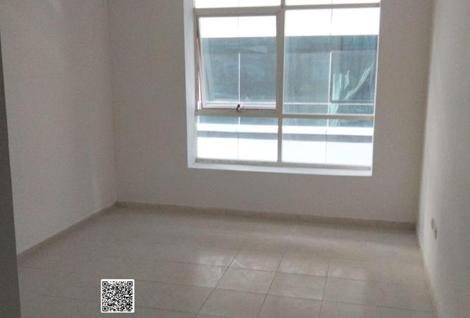 98246010 - Property Main Image