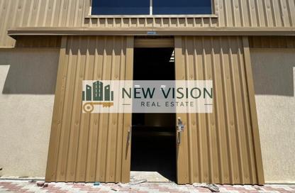 Warehouse - Studio - 1 for rent in Al Sajaa Industrial - Al Sajaa - Sharjah
