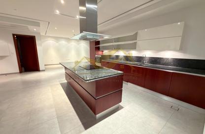 Apartment - 1 Bedroom - 2 Bathrooms for rent in Sheikh Zayed Road - Dubai