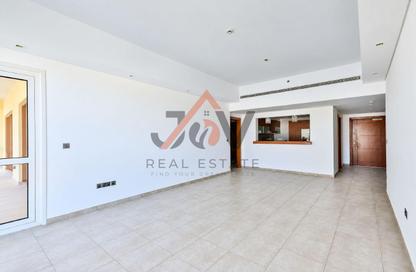 Apartment - 3 - 5 for sale in Marina Residences 4 - Marina Residences - Palm Jumeirah - Dubai