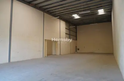 Warehouse - Studio - 1 Bathroom for rent in Dubai Investment Park 1 (DIP 1) - Dubai Investment Park (DIP) - Dubai