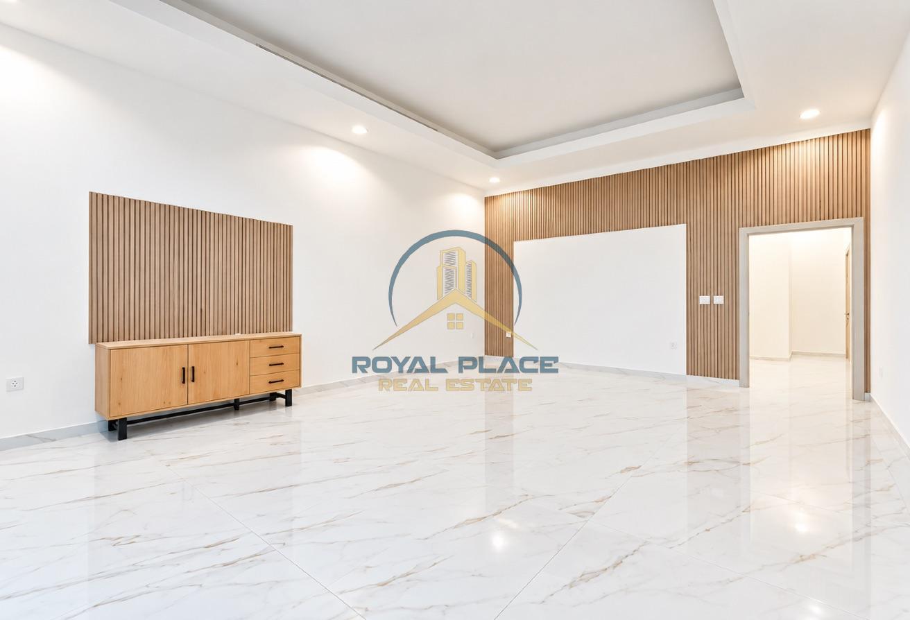 VACANT I MAJLIS ROOM I SLIGHTLY NEGOTIABLE photo 8