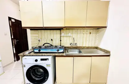 شقة - غرفة نوم - 2 حمامات للايجار في بناية مويليح 3 - مويلح - الشارقة