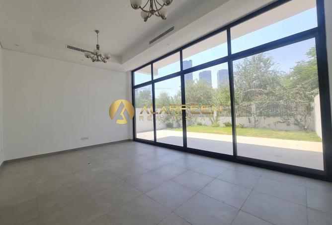 82801541 - Property Image 3