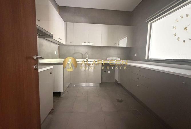 82801541 - Property Image 2