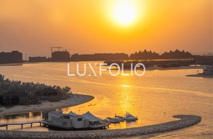 Apartment - 3 Bedrooms - 3 Bathrooms for sale in Beach Vista Tower 2 - Beach Vista - Emaar Beachfront - Dubai Harbour - Dubai