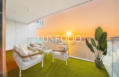 Apartment - 3 Bedrooms - 3 Bathrooms for sale in Beach Vista Tower 2 - Beach Vista - Emaar Beachfront - Dubai Harbour - Dubai