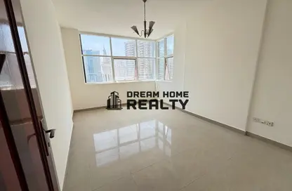 Apartment - 2 Bedrooms - 2 Bathrooms for rent in Style Tower - Al Khan Lagoon - Al Khan - Sharjah