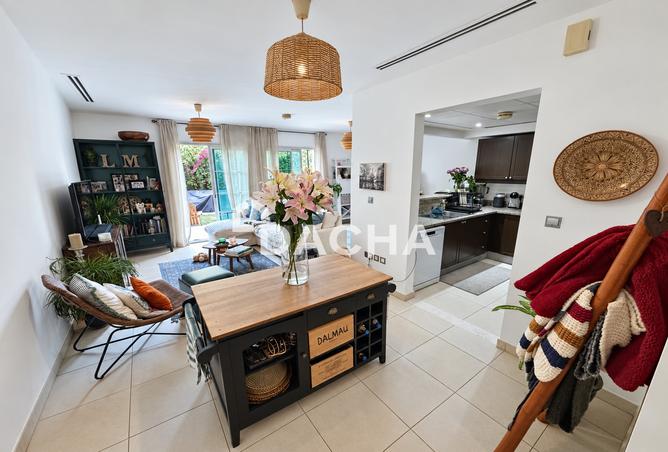 1-bed townhouse in Mediterranean Townhouse · Rented — photo 3
