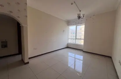 شقة - غرفة نوم - 2 حمامات للايجار في المحطة - القاسمية - الشارقة