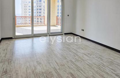 Apartment - 2 Bedrooms - 3 Bathrooms for rent in Marina Residences 1 - Marina Residences - Palm Jumeirah - Dubai