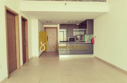 Apartment - 1 - 2 for rent in Sunrise Legend - Arjan - Dubai