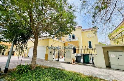 Villa - 3 Bedrooms - 4 Bathrooms for rent in District 6 - Jumeirah Park - Dubai