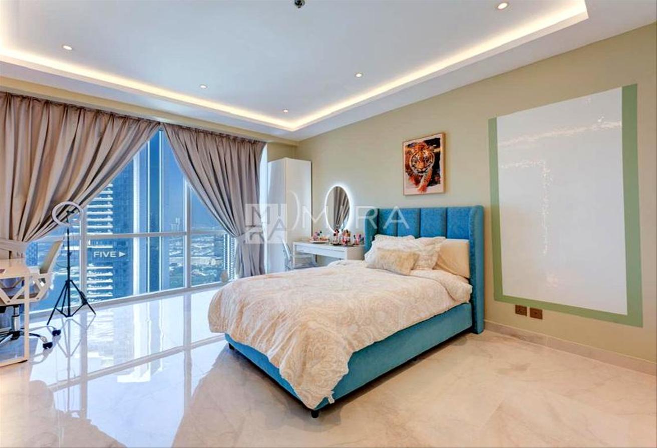 Fully Upgraded | High Floor | Sea View photo 16