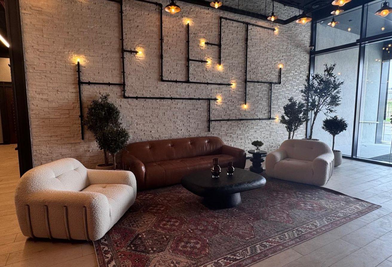 FULLY FURNISHED | MODERN DESIGN | PRIME AREA photo 17