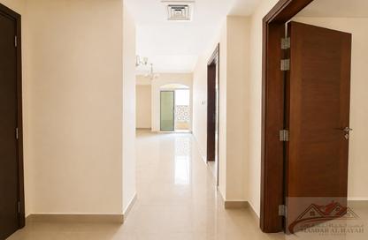Apartment - 1 Bedroom - 2 Bathrooms for rent in Muwaileh 29 Building - Muwaileh - Sharjah