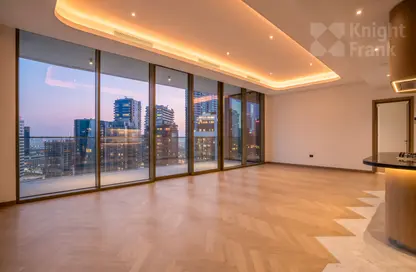 Apartment - 4 Bedrooms - 3 Bathrooms for sale in Jumeirah Living Business Bay - Peninsula - Business Bay - Dubai