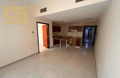 Apartment - 1 - 1 for sale in Mandarin Towers - Garden City - Ajman