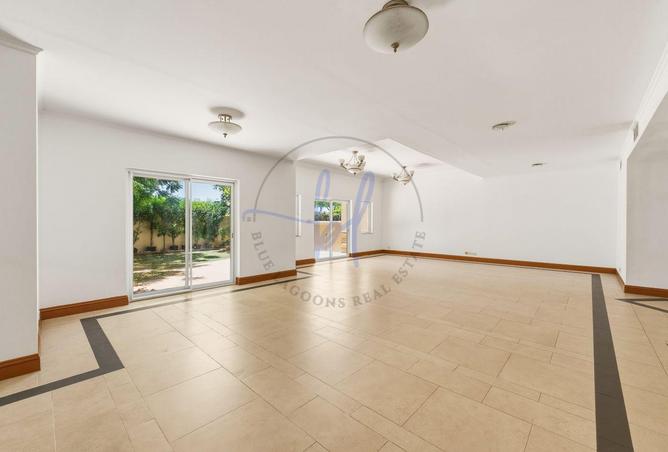 128810883 - Property Image 3
