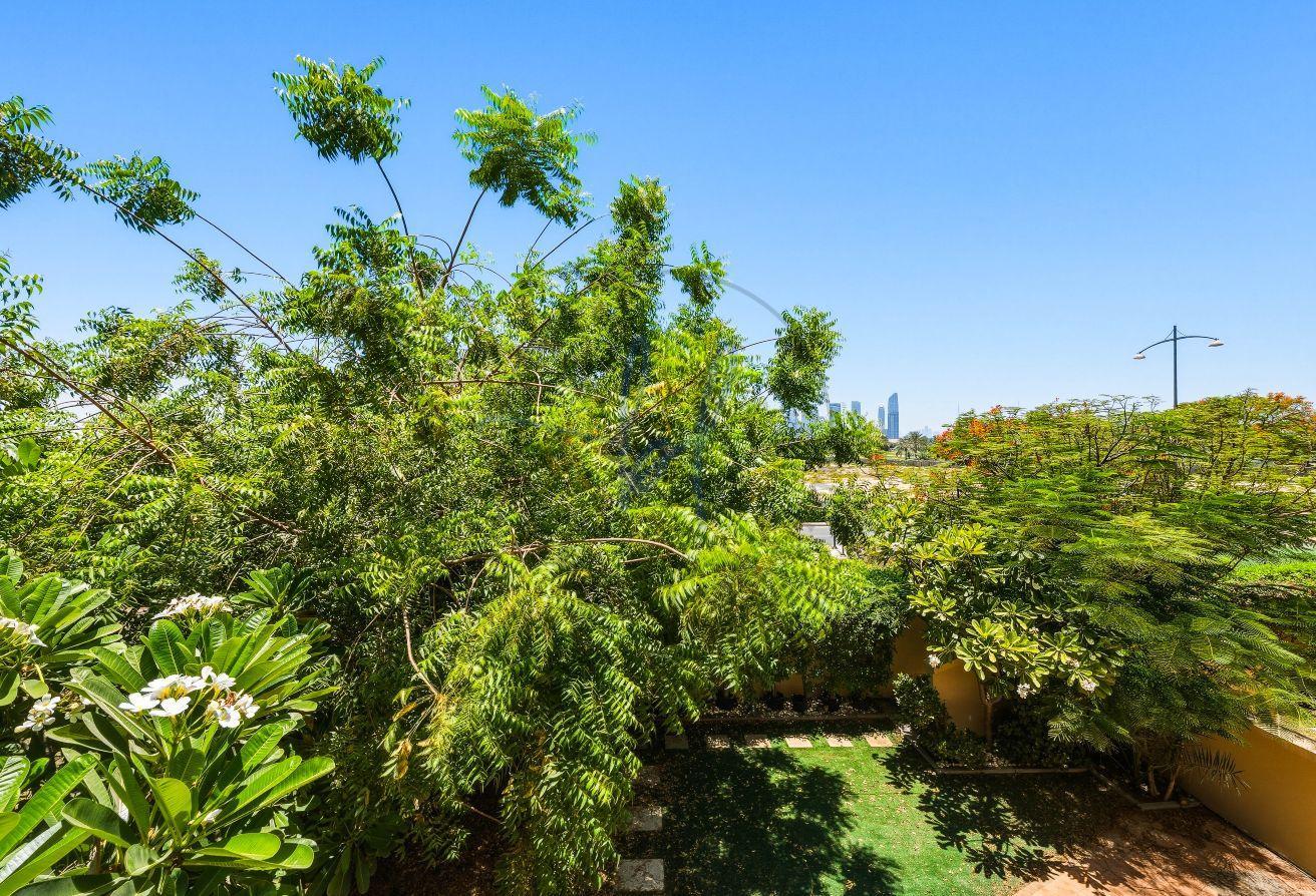 Lush Private Garden | Vacant Now | Villa in Phase2 photo 5