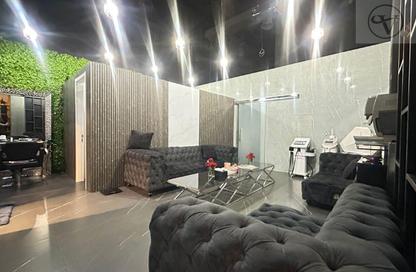 Retail - Studio for sale in Park Towers Podium - Park Towers - DIFC - Dubai