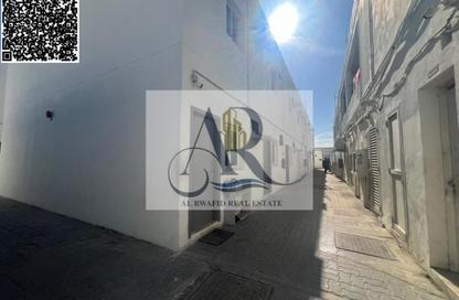 Labor Camp - Studio - 7+ Bathrooms for rent in Industrial Building 13 - Industrial Area 13 - Sharjah Industrial Area - Sharjah
