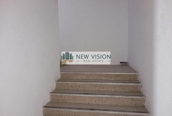 78591002 - Property Image 2