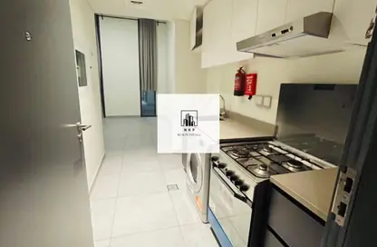 شقة - 1 حمام للايجار في ذا لينك - إيست فييليدج - الجادة - الشارقة