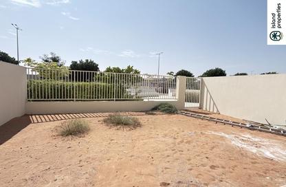 Villa - 3 - 4 for sale in Granada II - Granada - Mina Al Arab - Ras Al Khaimah